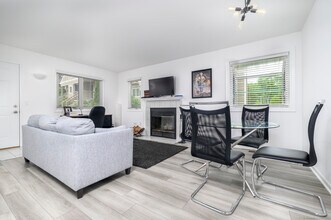 39 Glenrock in Norwalk, CT - Building Photo - Building Photo