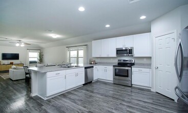18718 Callalily Bloom Ct in Tomball, TX - Building Photo - Building Photo