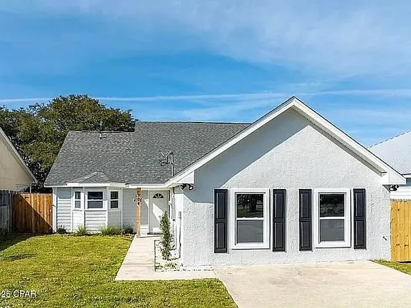 104 Oleander Cir in Panama City Beach, FL - Building Photo - Building Photo