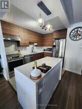 120 Dundalk Dr in Toronto, ON - Building Photo - Building Photo