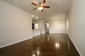 304 Lowes Blvd in Killeen, TX - Building Photo - Building Photo