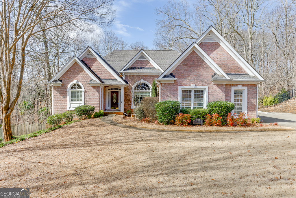 5517 Elders Ridge Dr in Flowery Branch, GA - Building Photo