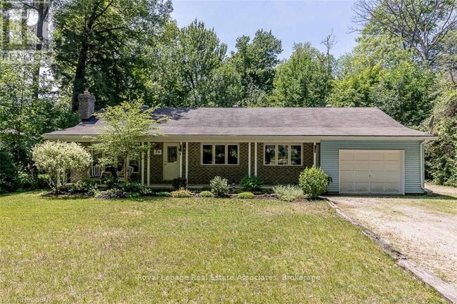 property at 74 Moreau Pkwy