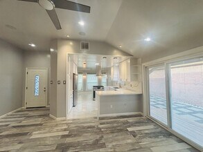 13323 Carvel Ln in Houston, TX - Building Photo - Building Photo