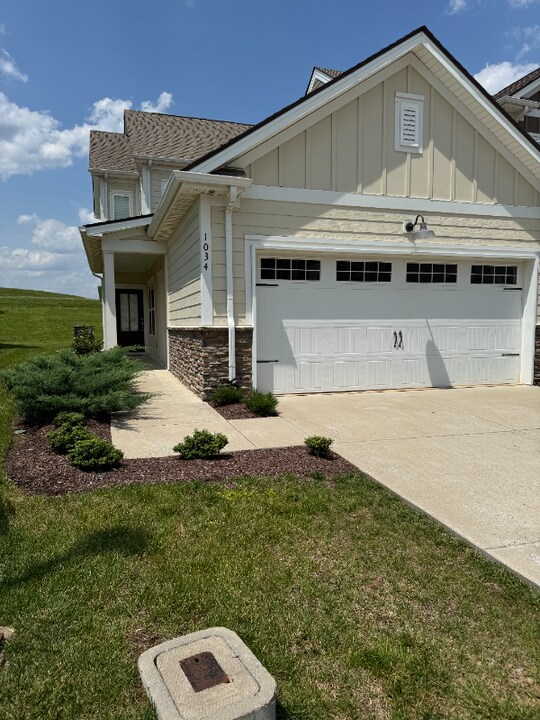 1034 June Wilde Rdg in Spring Hill, TN - Building Photo