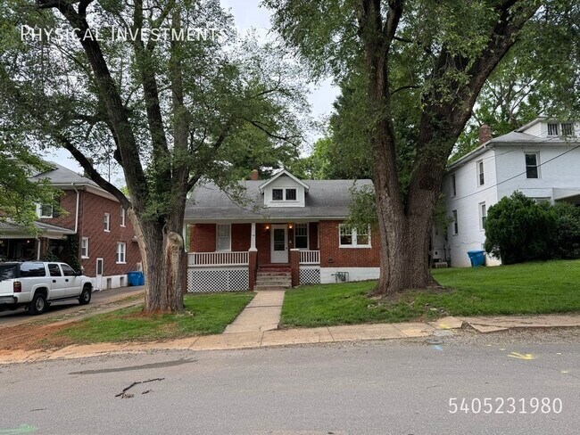 158 Princeton Cir NE in Roanoke, VA - Building Photo - Building Photo