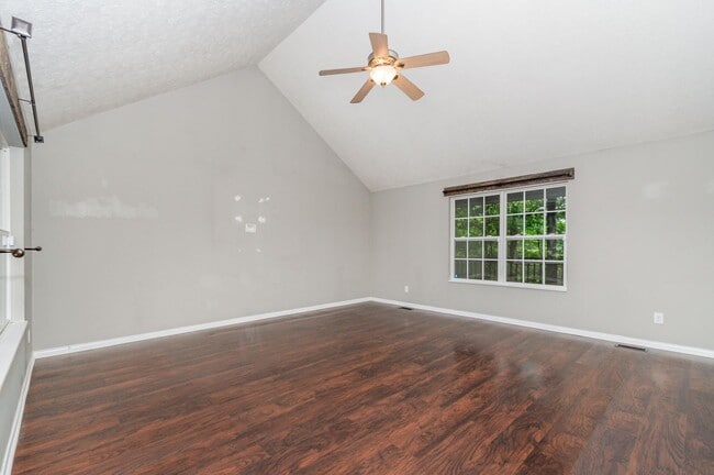 2160 Lunar Dr in Independence, KY - Building Photo - Building Photo