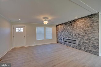 4170 Barratts Chapel Rd in Frederica, DE - Foto de edificio - Building Photo