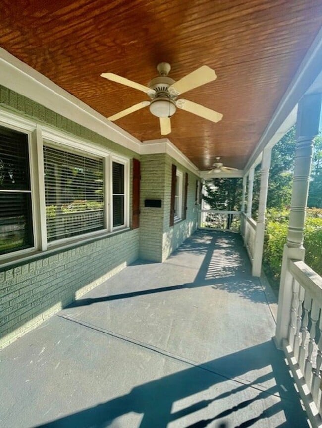 2016 Scott Ave in Charlotte, NC - Building Photo - Building Photo