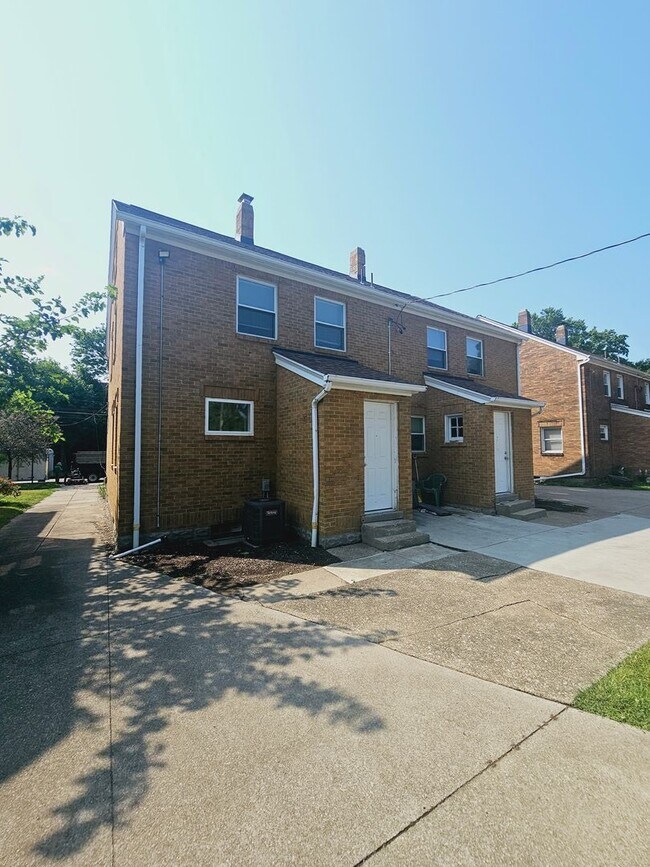 408 W 6th St-Unit -410 in Erie, PA - Building Photo - Building Photo
