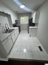 1208 Oakwood St in Birmingham, AL - Building Photo - Building Photo