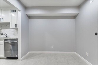 12888 Montfort Dr in Dallas, TX - Building Photo - Building Photo