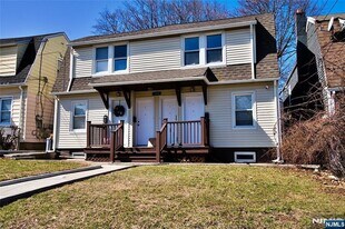 116 Maple Ave, Unit 4 in Montclair, NJ - Building Photo