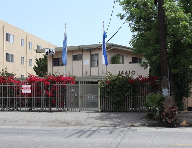 14410 Valerio St in Van Nuys, CA - Building Photo - Building Photo