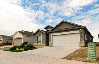 13849 Sky Harbor Ave in El Paso, TX - Building Photo - Building Photo