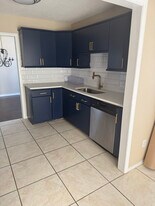 2004 Pine Needle Dr E in Mobile, AL - Building Photo