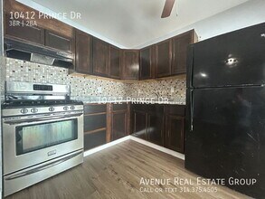 10412 Prince Dr in St. Louis, MO - Building Photo - Building Photo