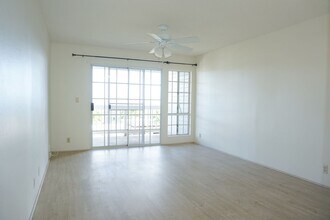92-915-915 Hame Pl in Kapolei, HI - Building Photo - Building Photo