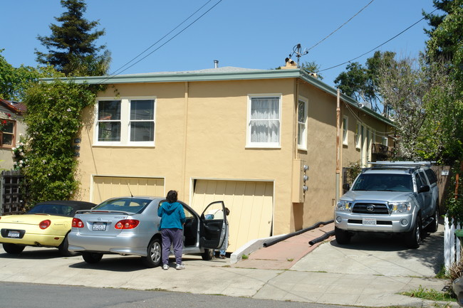 1209-1211 Francisco in Berkeley, CA - Foto de edificio - Building Photo