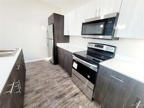 13 Lore Dr in Weslaco, TX - Building Photo - Building Photo