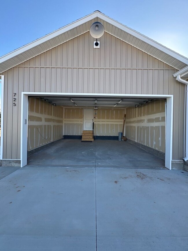 725 W 350 N in Vernal, UT - Building Photo - Building Photo