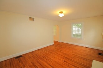 1308 Rollins Ave in Charlotte, NC - Building Photo - Building Photo