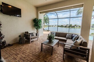 9267 Glenforest Dr in Naples, FL - Building Photo - Building Photo