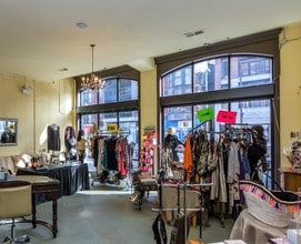 2514 N Halsted St in Chicago, IL - Building Photo - Interior Photo