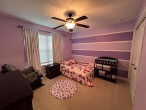 8195 Lucena St in Navarre, FL - Foto de edificio - Building Photo