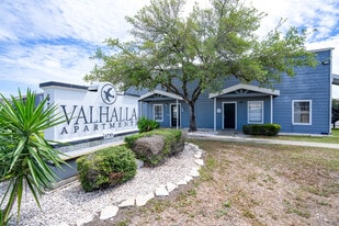 Valhalla Apartments 6730 Everhart Rd. Corpus Christi, TX 78413 in Corpus Christi, TX - Building Photo