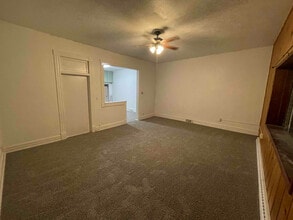 307 S James St in Ludington, MI - Building Photo - Building Photo