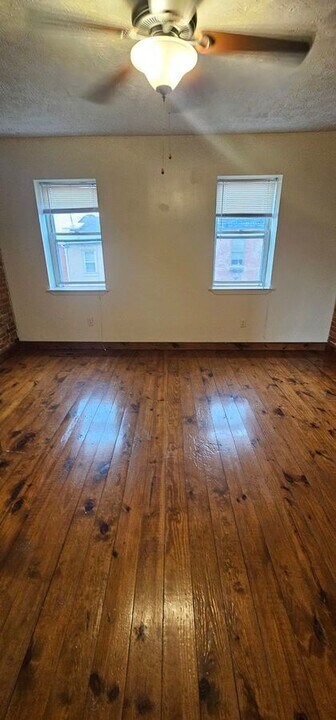 1449 Light St, Unit Apt 2 in Baltimore, MD - Building Photo