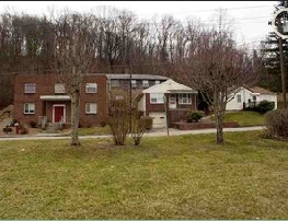 1038-1042 Collins Memorial Dr in Chester, WV - Building Photo