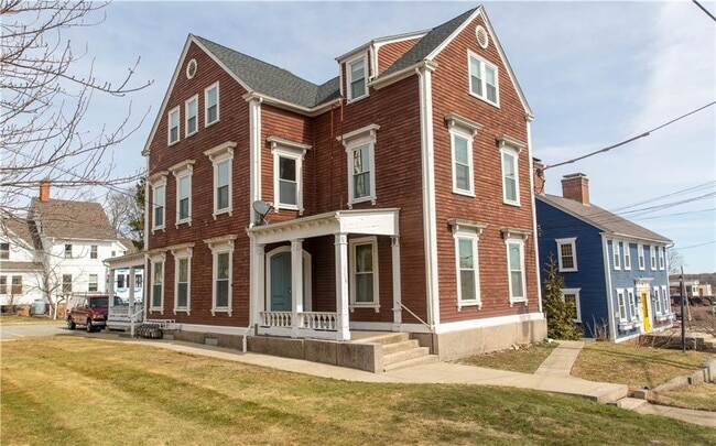 21 Division St in East Greenwich, RI - Building Photo - Building Photo
