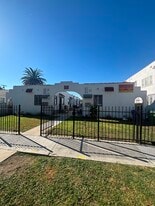 2721 1/2 S Sycamore Ave in Los Angeles, CA - Building Photo