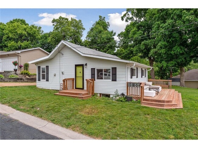 4556 Island View Dr in Mound, MN - Building Photo - Building Photo