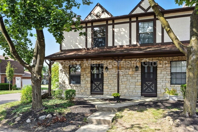 property at 1094 Farmlane Dr