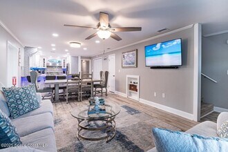 280 S Atlantic Ave in Cocoa Beach, FL - Building Photo - Building Photo