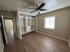 312 W Paradise Ave in Visalia, CA - Building Photo - Building Photo