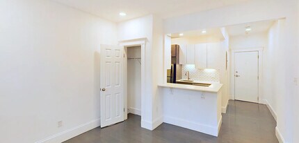 10 Berry St, Unit Queensberry #8 in Boston, MA - Building Photo - Building Photo