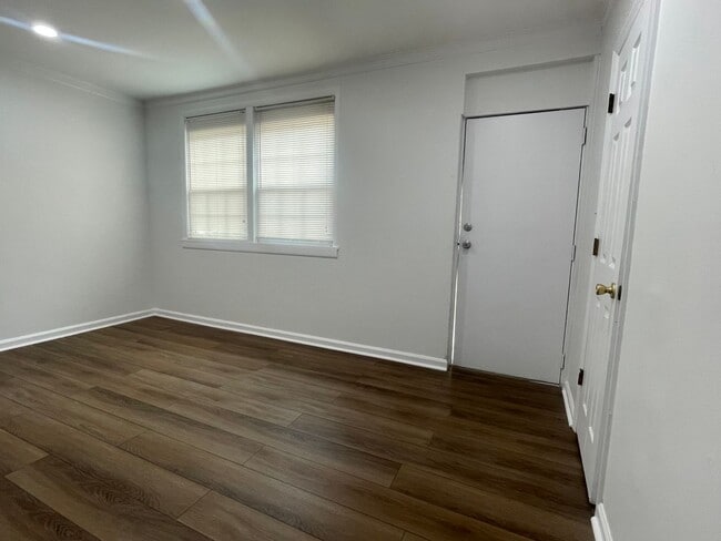 property at 4762 Trenton Dr