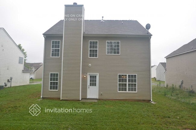7707 Hidden Creek Dr in Charlotte, NC - Building Photo - Building Photo
