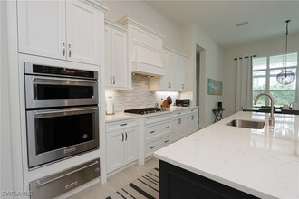 6262 Union Island Wy in Naples, FL - Building Photo - Building Photo