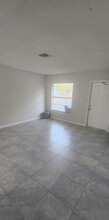 4005 Ave I in Fort Pierce, FL - Building Photo - Building Photo