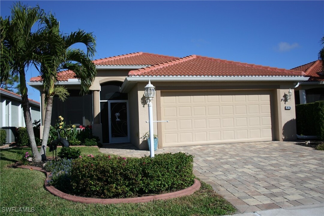 20755 KAIDON Ln in North Fort Myers, FL - Foto de edificio