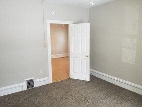 214-216 Cypress St-Unit -216 Cypress, Lower Unit in Rochester, NY - Building Photo - Building Photo