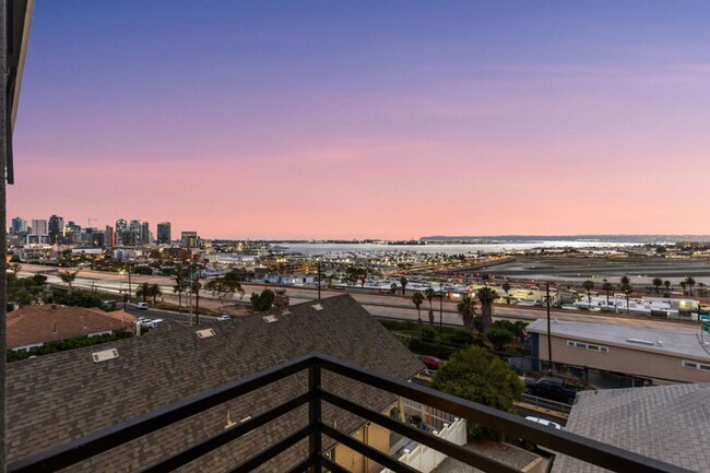 2715 Columbia St in San Diego, CA - Building Photo - Building Photo