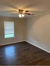 104 S 3rd St in Sanger, TX - Building Photo - Building Photo