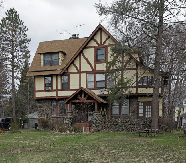 195 Lorraine Ave in Montclair, NJ - Building Photo - Building Photo