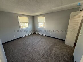 280 Dover St in Fall River, MA - Building Photo - Building Photo